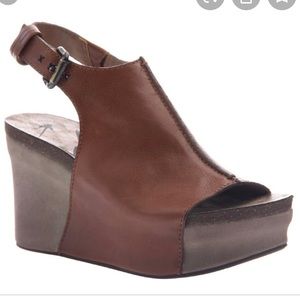 Jaunt in Mocha Wedge Sandals